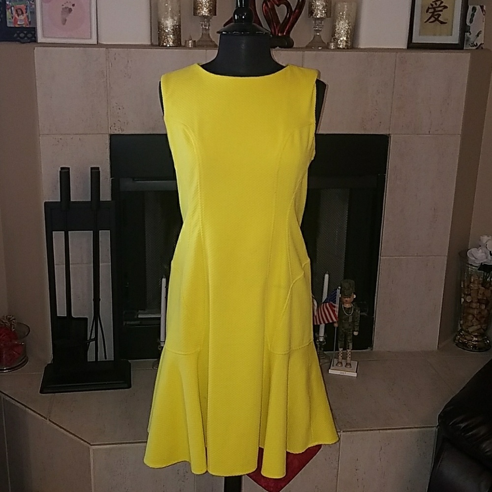 Pretty yellow dress